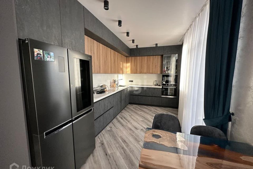 Продаётся 2-комнатная квартира, 74.5 м²