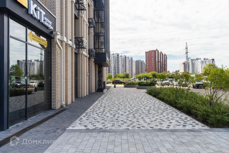 Продаётся 1-комнатная квартира, 52 м²