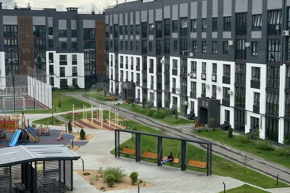 Продаётся 1-комнатная квартира, 51.8 м²