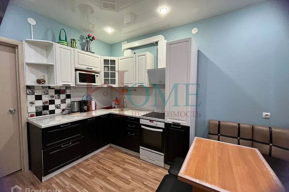 Сдаётся 2-комнатная квартира, 60 м²