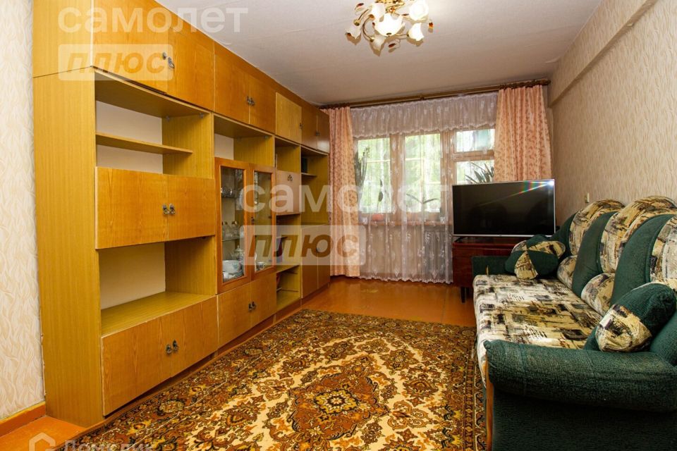 Продаётся 3-комнатная квартира, 58.8 м²