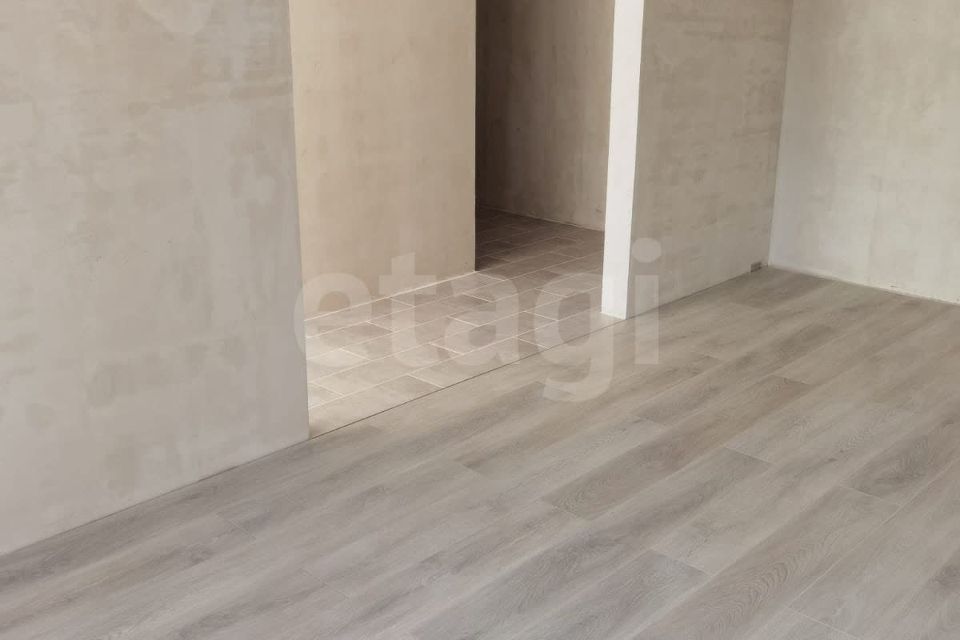 Продаётся 1-комнатная квартира, 37.2 м²