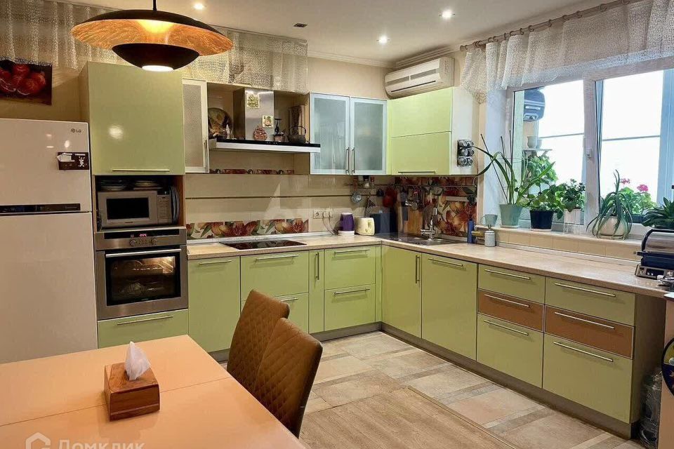 Продаётся 3-комнатная квартира, 85 м²