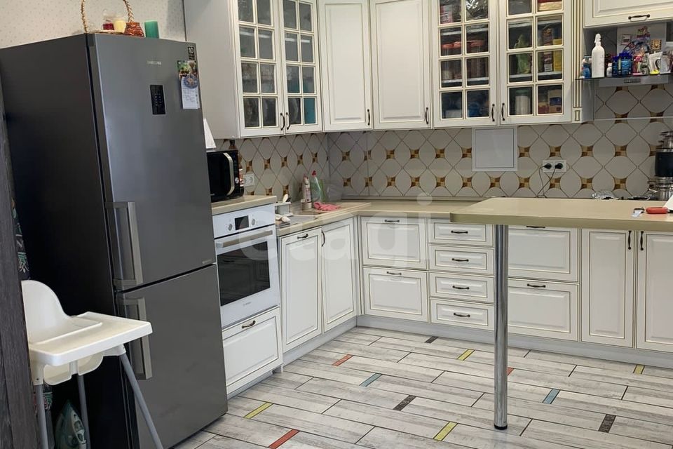 Продаётся 3-комнатная квартира, 99 м²