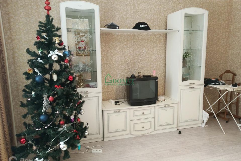 Продаётся 1-комнатная квартира, 42.6 м²
