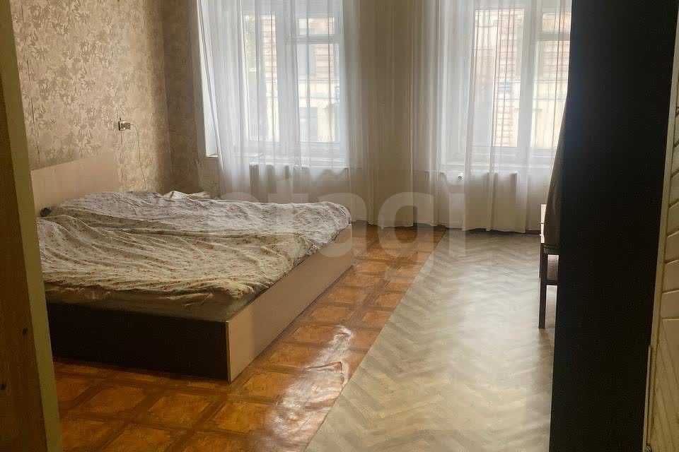 Продаётся 3-комнатная квартира, 96.4 м²