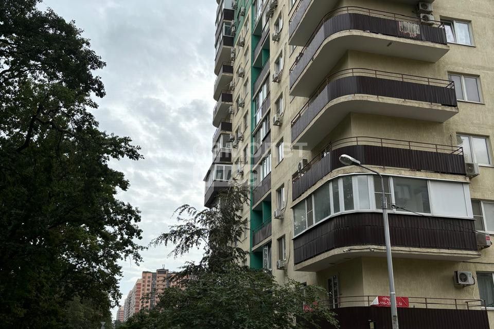 Продаётся 3-комнатная квартира, 70.8 м²