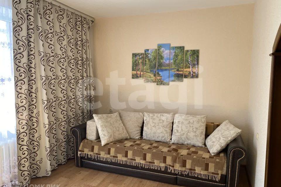 Продаётся 4-комнатная квартира, 80.9 м²