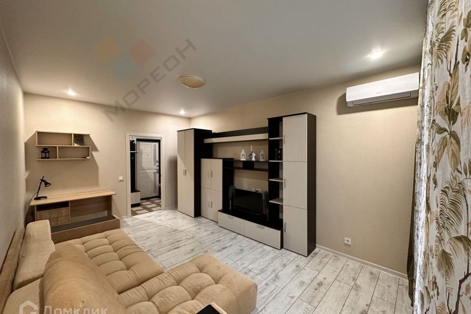 Продаётся 1-комнатная квартира, 40.7 м²