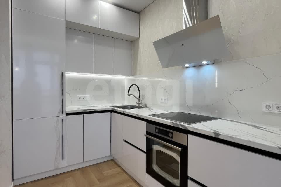 Продаётся 1-комнатная квартира, 47 м²