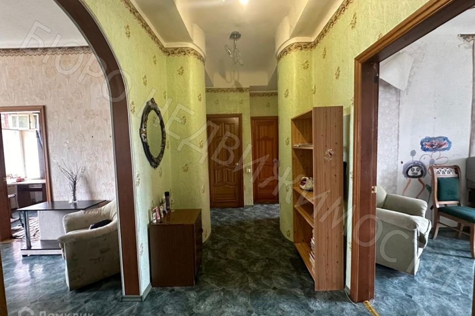Продаётся 3-комнатная квартира, 72 м²