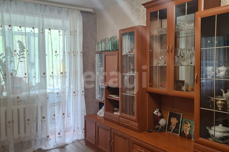Продаётся 3-комнатная квартира, 58.2 м²