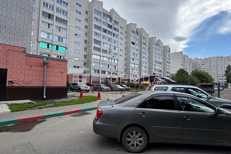 Продаётся 1-комнатная квартира, 37.7 м²