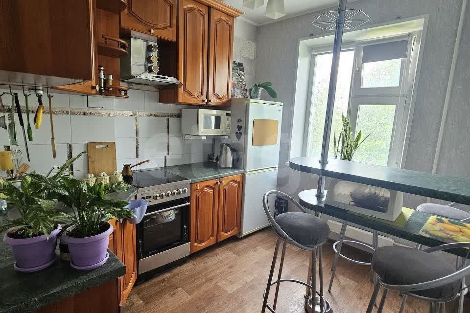 Продаётся 3-комнатная квартира, 64.9 м²