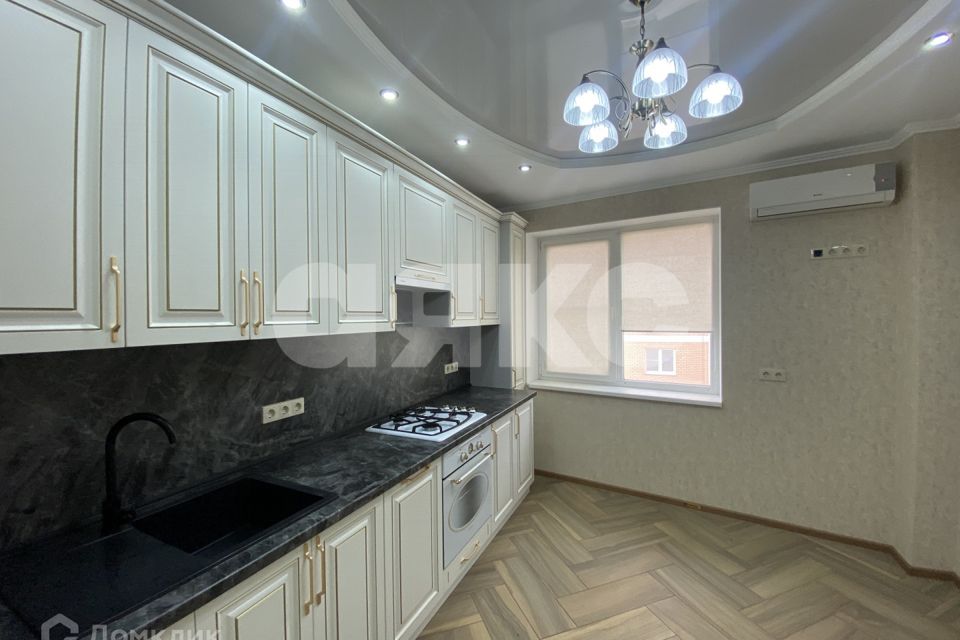 Продаётся 2-комнатная квартира, 62.2 м²