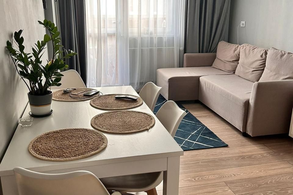Продаётся 2-комнатная квартира, 51.7 м²