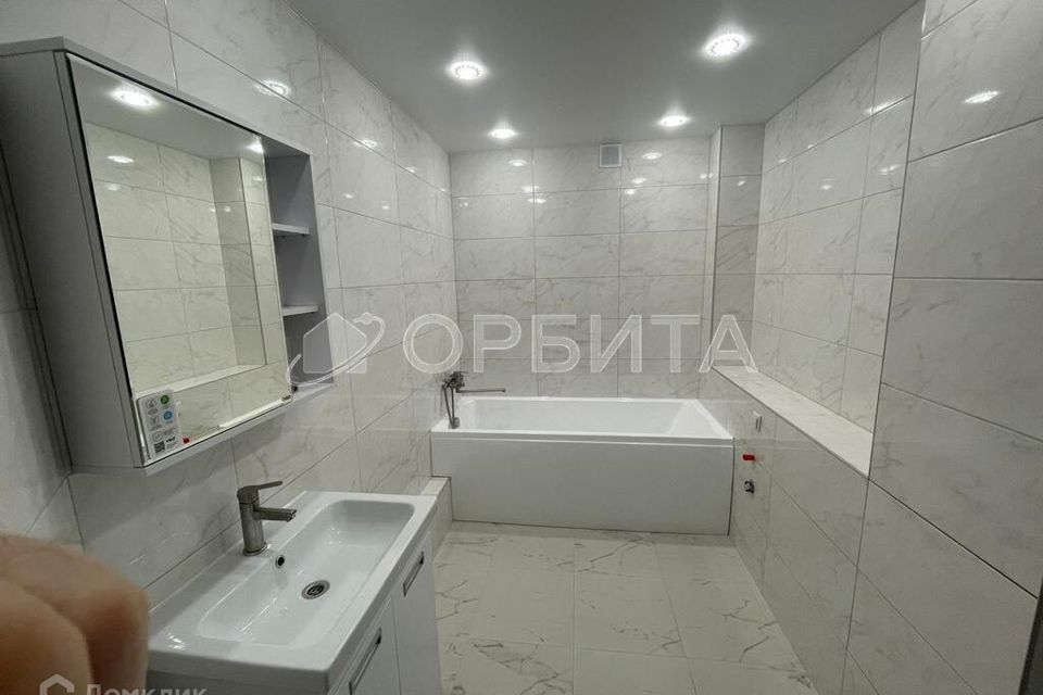Продаётся 2-комнатная квартира, 83.3 м²