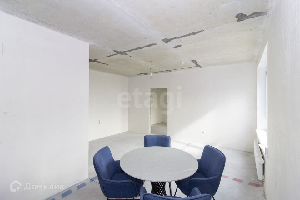 Продаётся 2-комнатная квартира, 64.4 м²