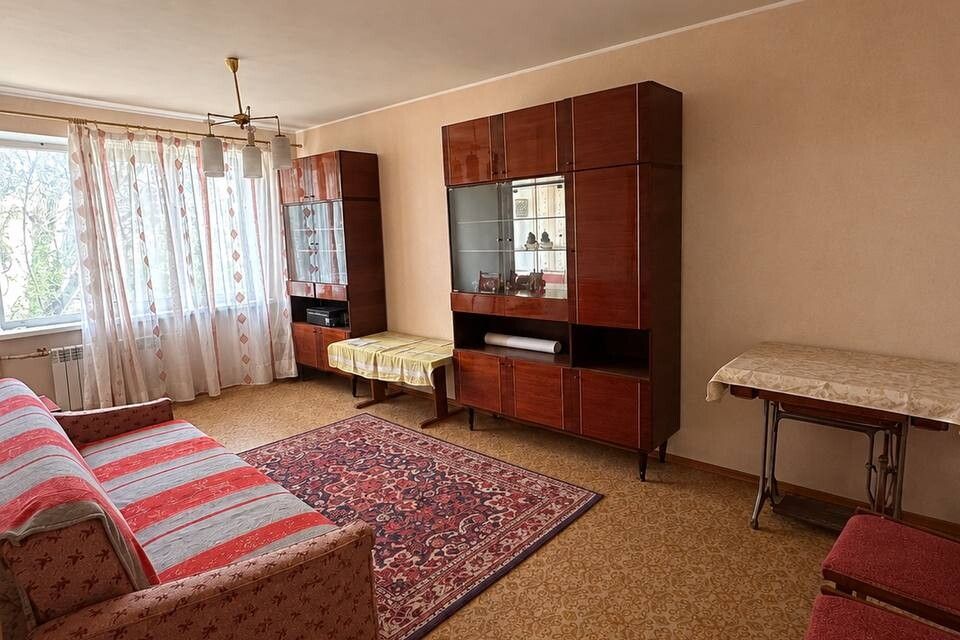 Продаётся 2-комнатная квартира, 54.5 м²