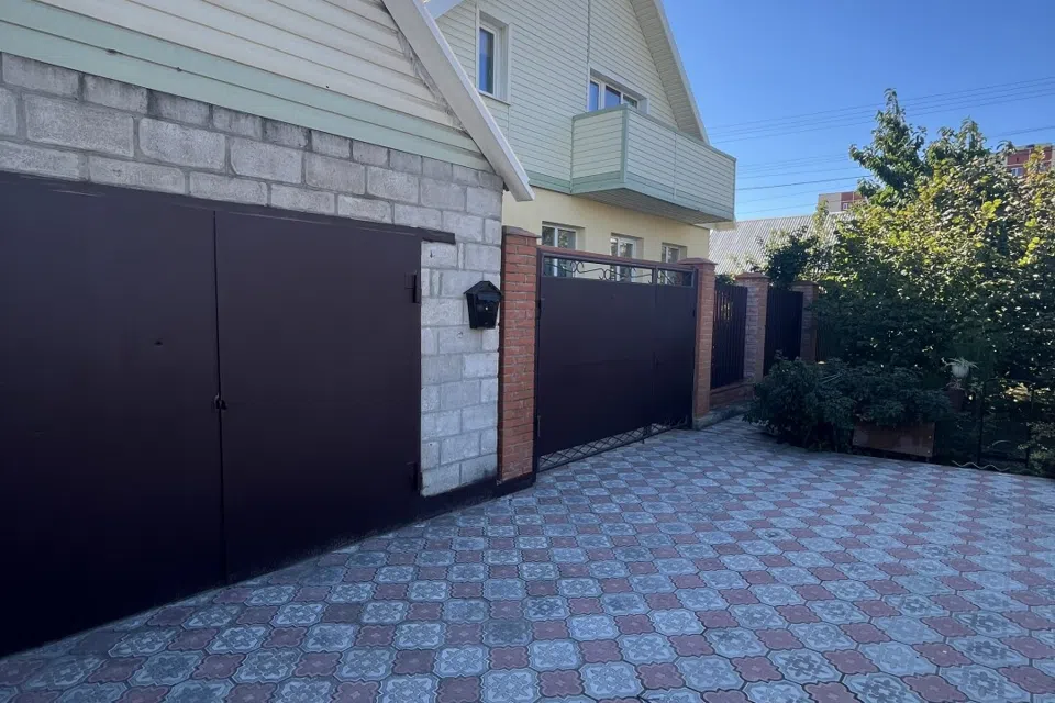 Продаётся 2-этажный дом, 163.5 м²