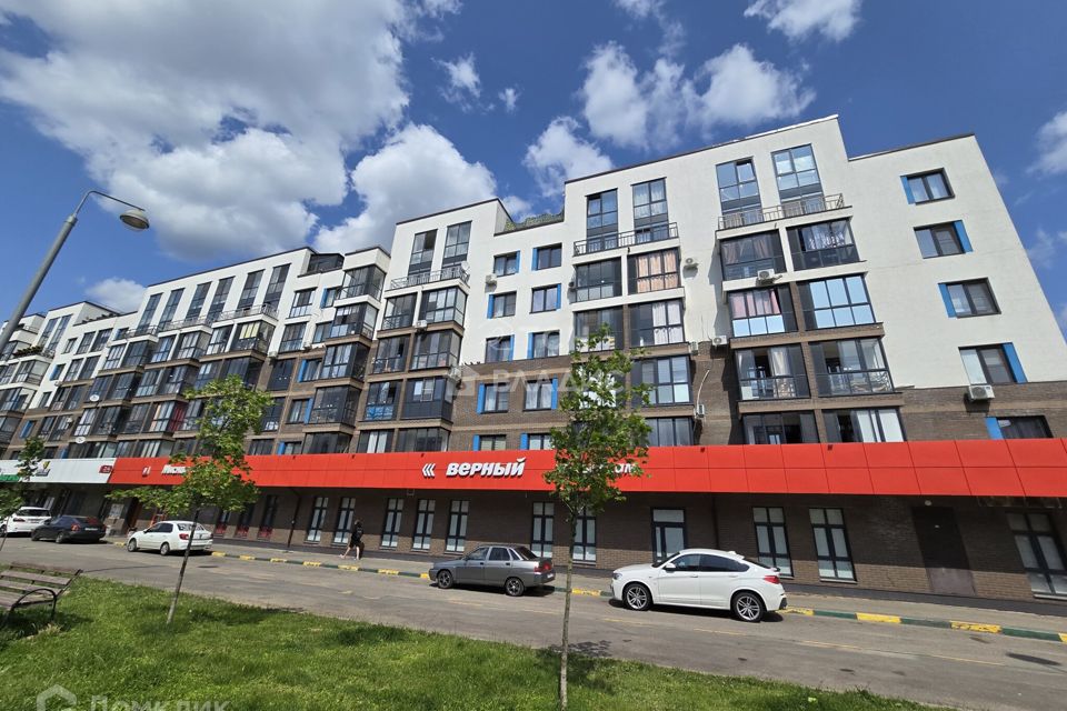 Продаётся 3-комнатная квартира, 70.1 м²