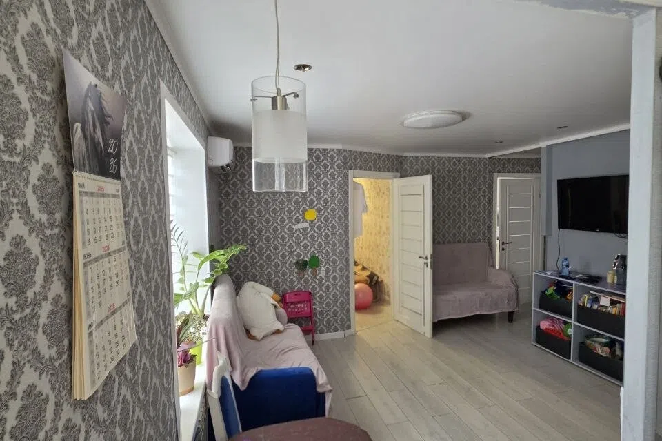 Продаётся 3-комнатная квартира, 52.6 м²