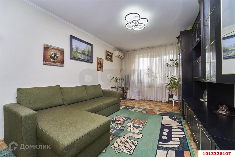 Продаётся 3-комнатная квартира, 72.3 м²