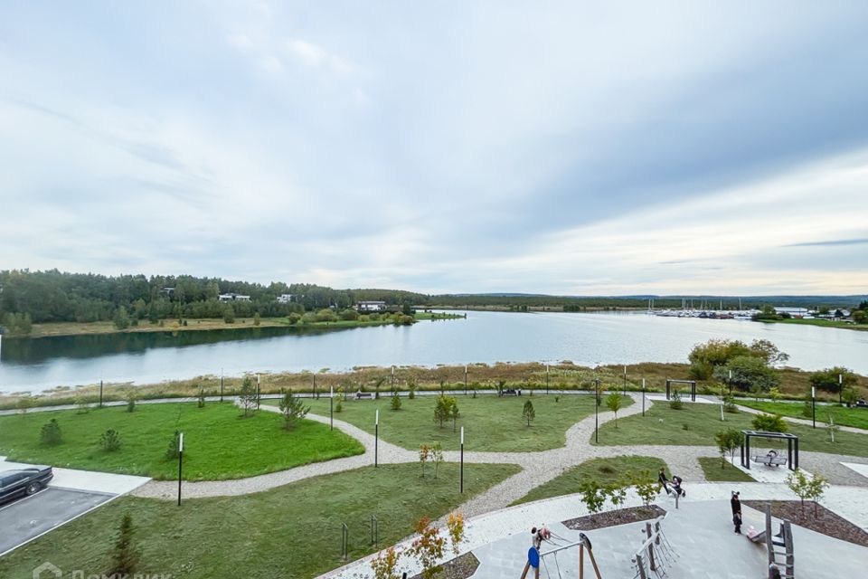 Сдаётся 2-комнатная квартира, 64 м²