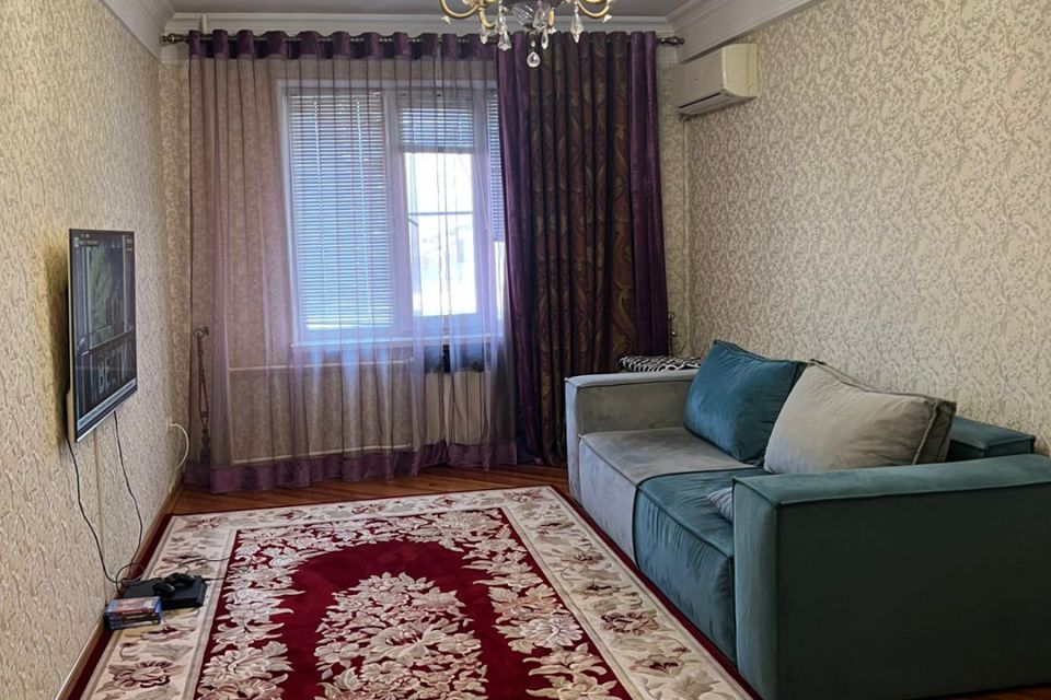 Продаётся 3-комнатная квартира, 74 м²