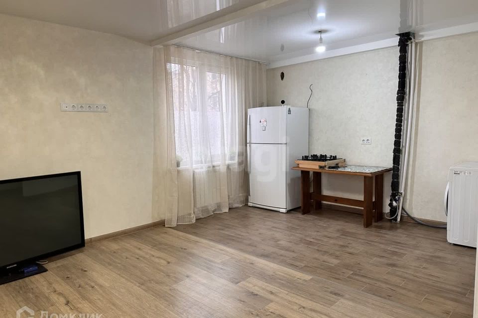 Продаётся 2-комнатная квартира, 42.2 м²