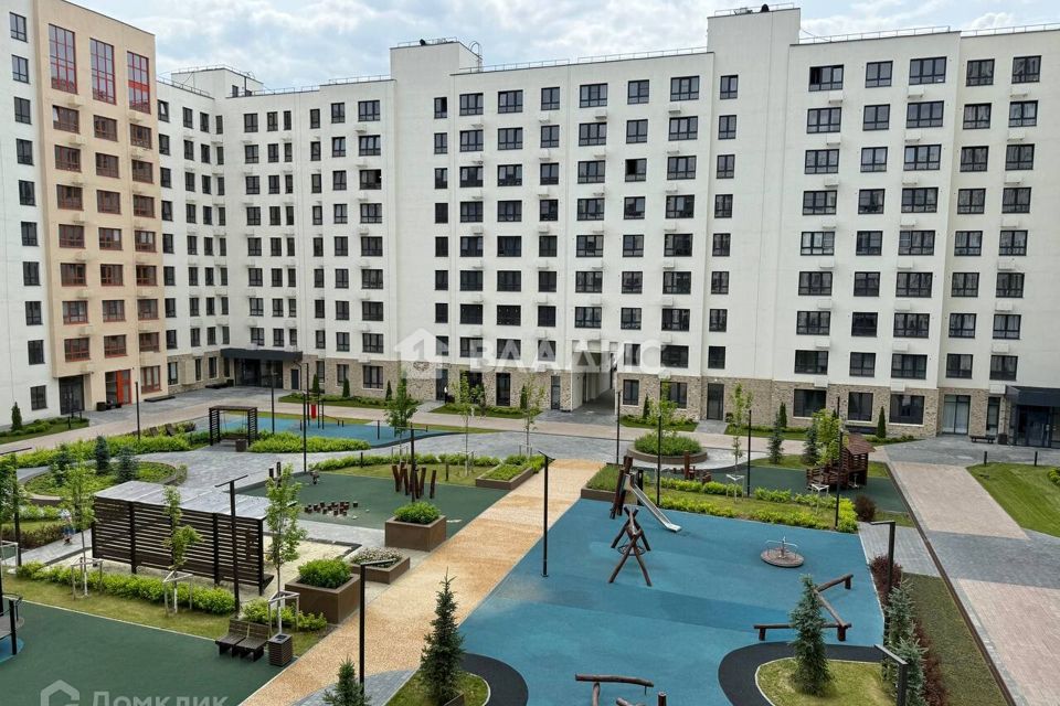 Продаётся 2-комнатная квартира, 65.4 м²
