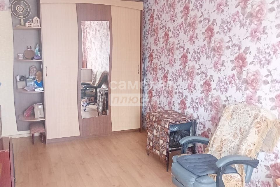 Продаётся 1-комнатная квартира, 35.8 м²