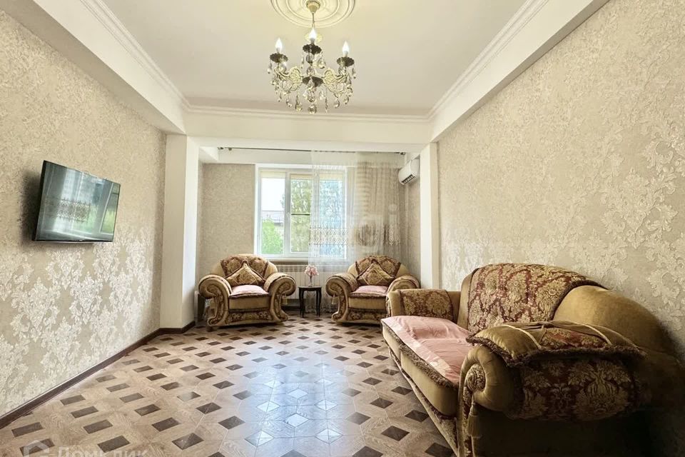 Продаётся 1-комнатная квартира, 52 м²