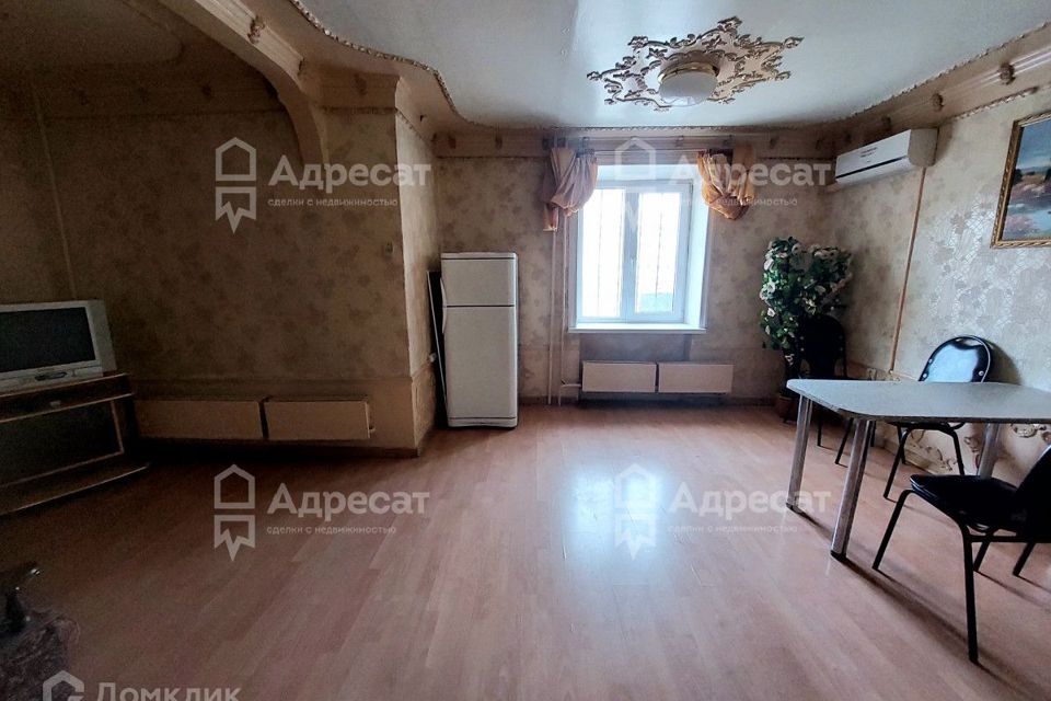 Продаётся 3-комнатная квартира, 111.5 м²