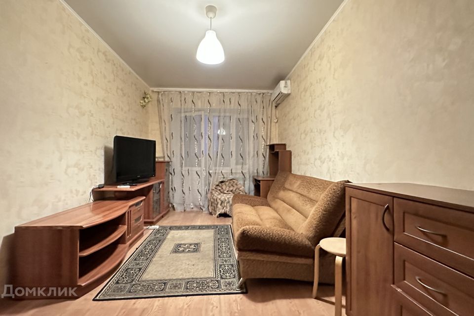 Сдаётся 1-комнатная квартира, 35 м²