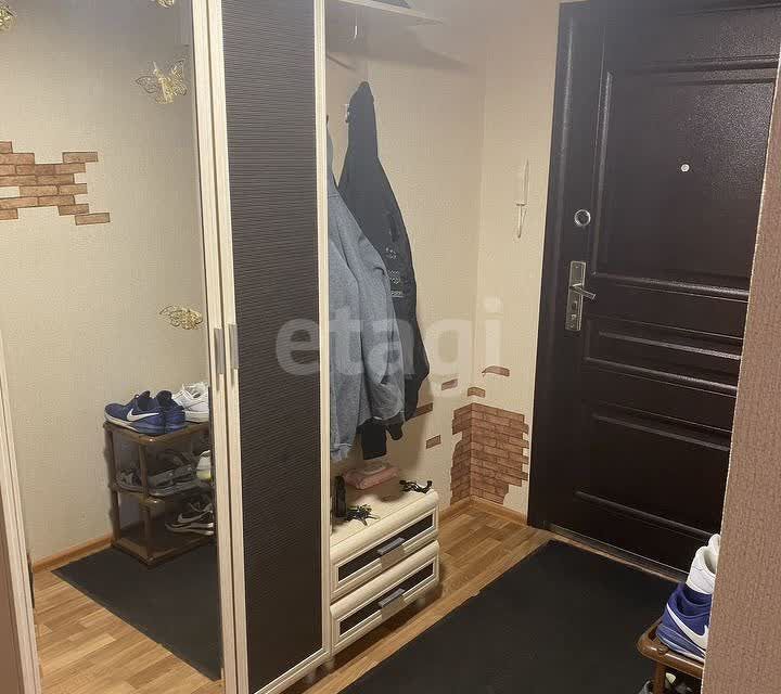 Продаётся 2-комнатная квартира, 56.4 м²