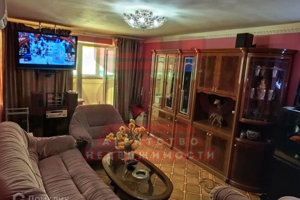Продаётся 4-комнатная квартира, 99.4 м²
