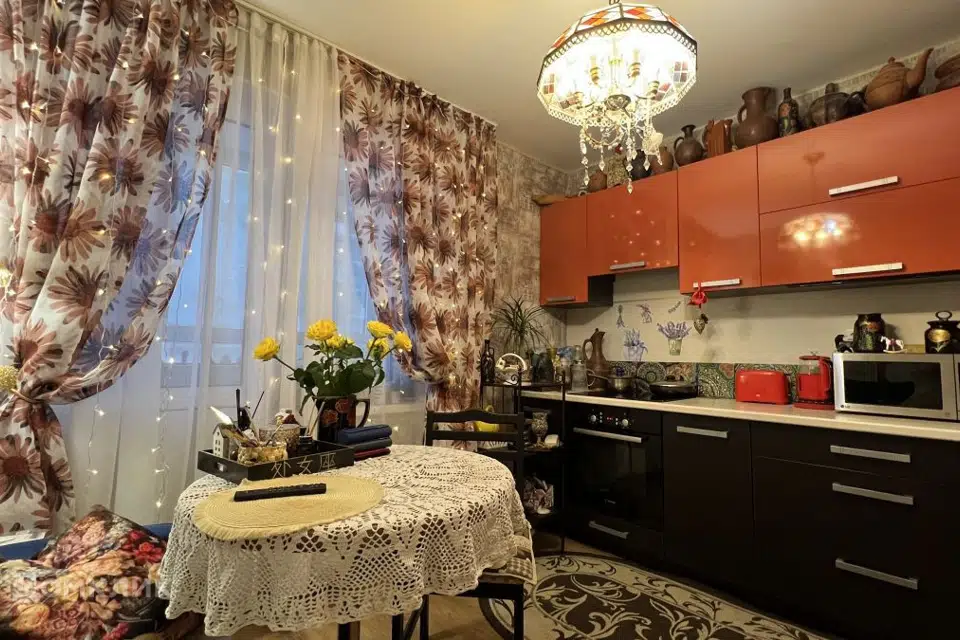 Продаётся 1-комнатная квартира, 42 м²