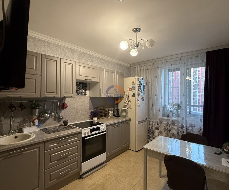 Продаётся 1-комнатная квартира, 40 м²