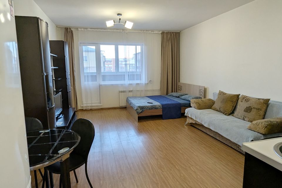 Сдаётся 1-комнатная квартира, 42 м²