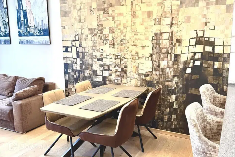 Продаётся 2-комнатная квартира, 66.9 м²