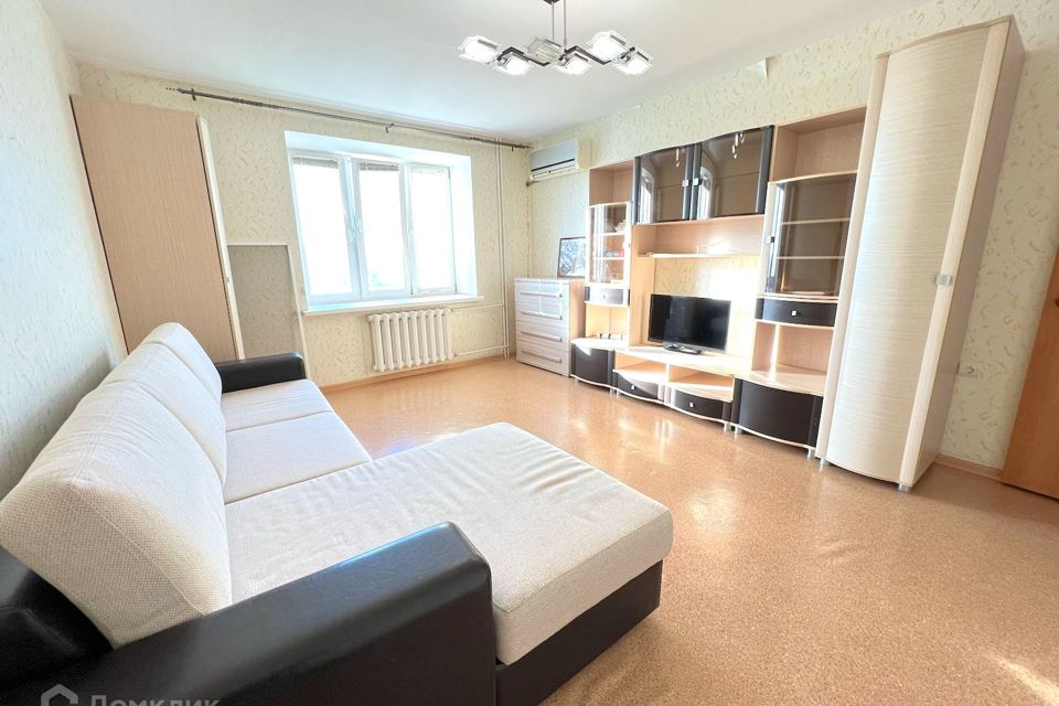 Сдаётся 1-комнатная квартира, 38 м²