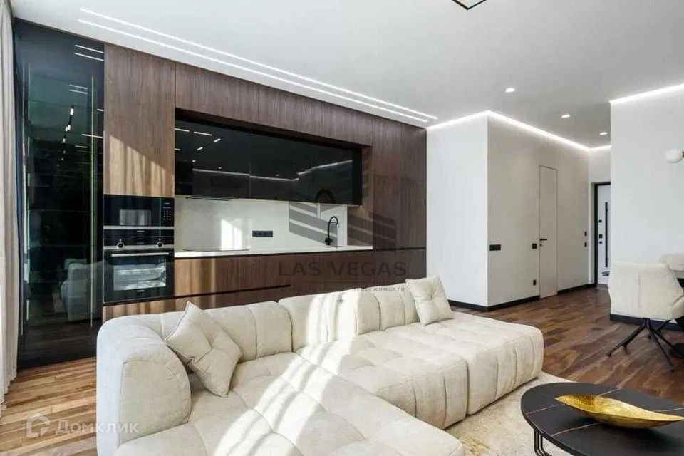 Сдаётся 3-комнатная квартира, 125 м²