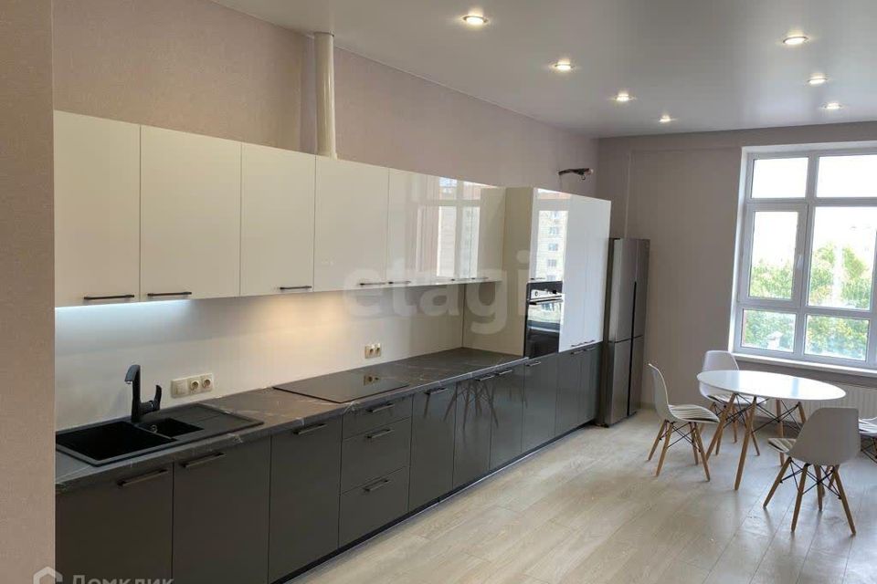 Продаётся 2-комнатная квартира, 58.7 м²