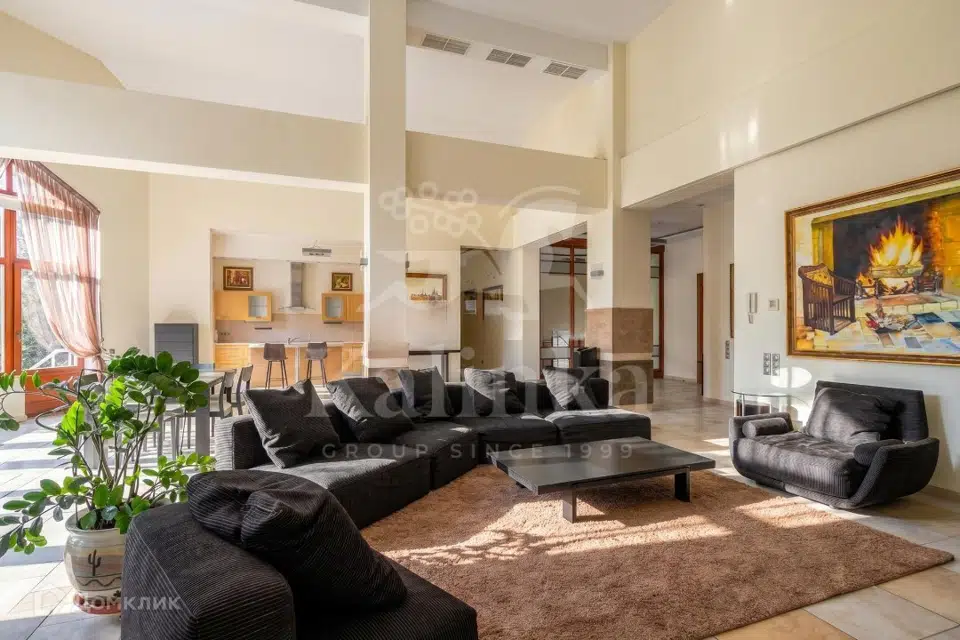 Продаётся 1-этажный дом, 450 м²