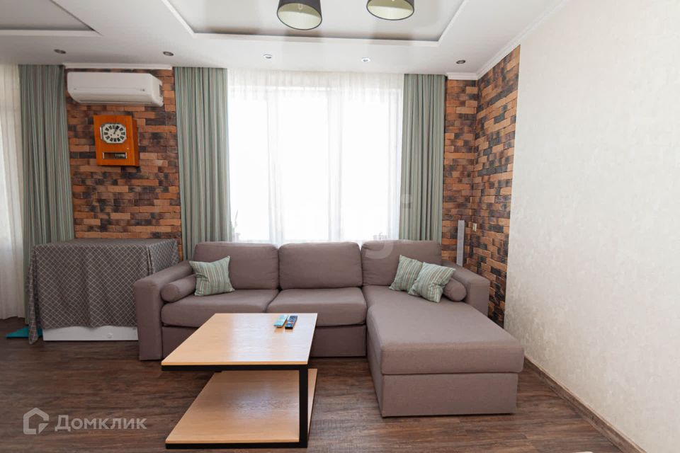 Продаётся 3-комнатная квартира, 83 м²