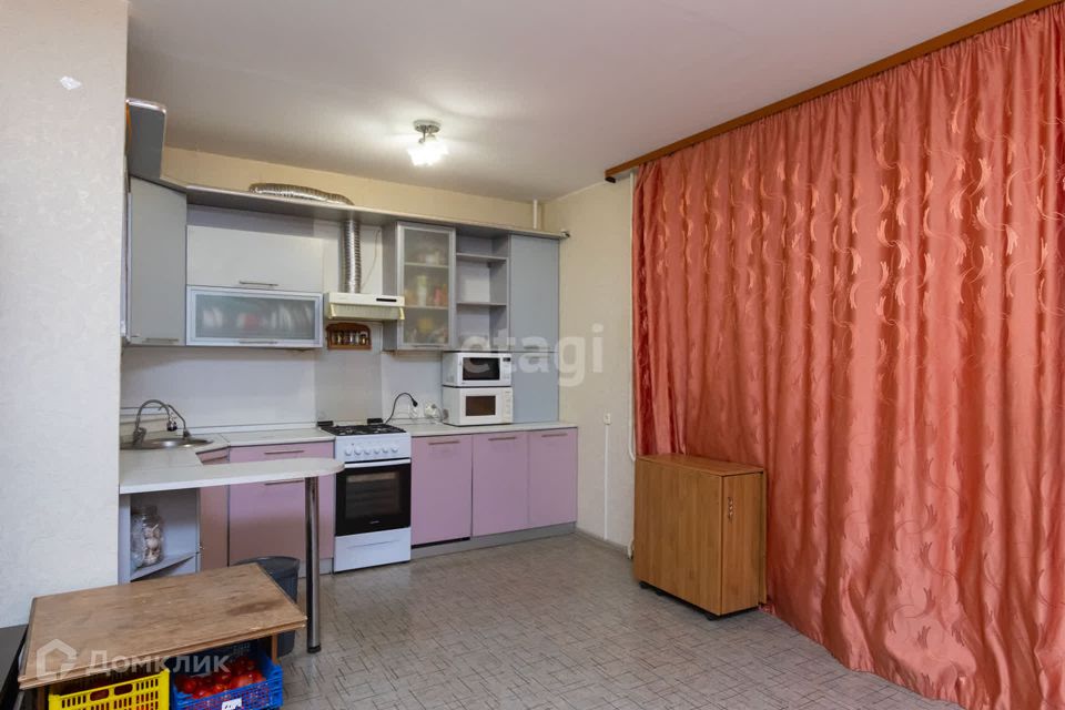 Продаётся 1-комнатная квартира, 46.5 м²