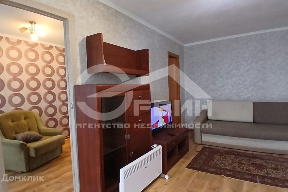 Сдаётся 2-комнатная квартира, 42.3 м²