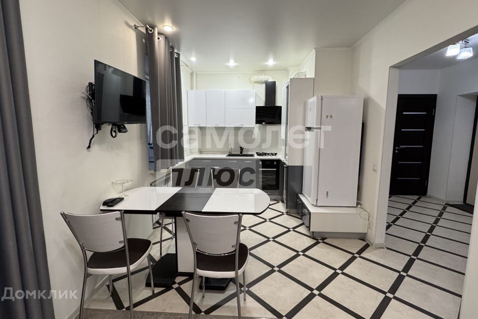 Продаётся 1-комнатная квартира, 41.5 м²