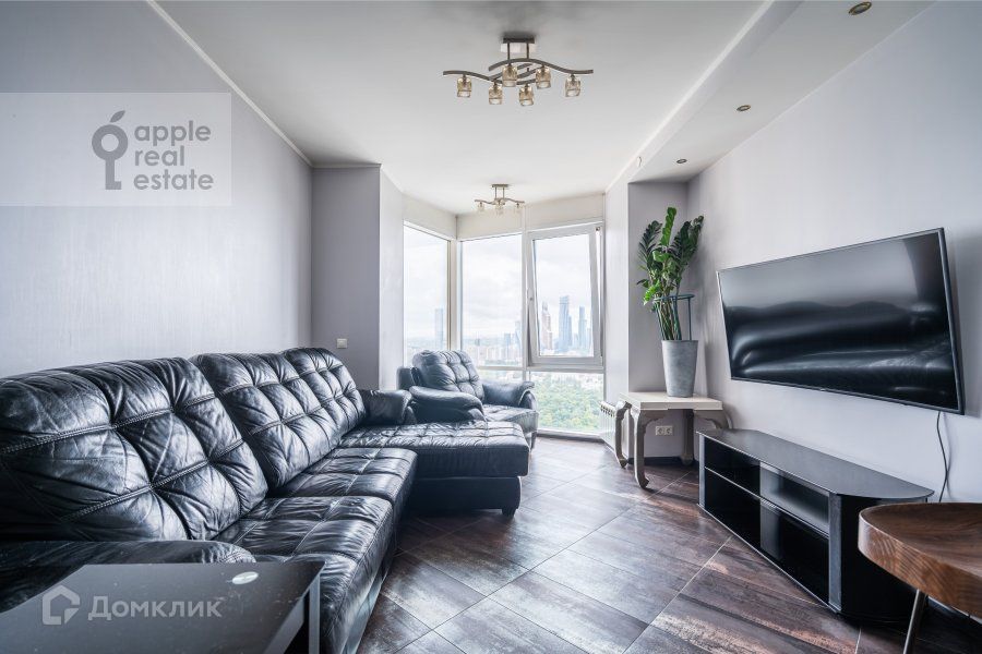 Сдаётся 2-комнатная квартира, 80 м²